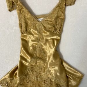 New port news gold tip